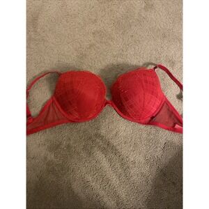 VICTORIA'S SECRET RED T-SHIRT PUSH-UP‎ BRA SIZE 36DD LACE/MESH/VELVET DETAILS